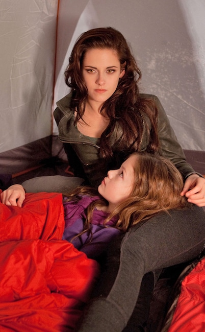 Kristen Stewart, Mackenzie Foy, Breaking Dawn Part 2